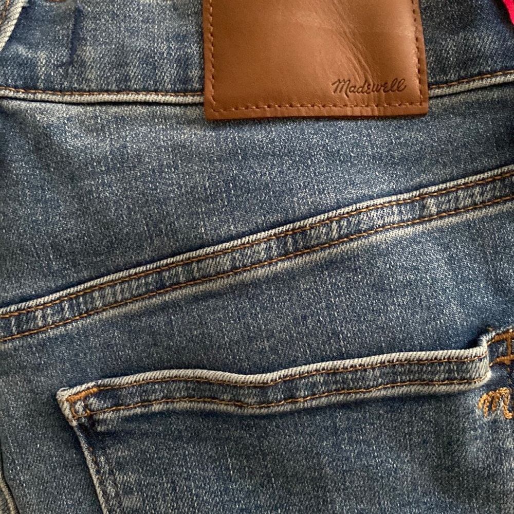 Madewell jeans Size 26 Roadtripper